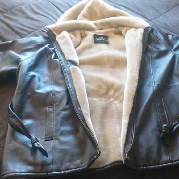 Leather Jacket - Picture 2 of 3